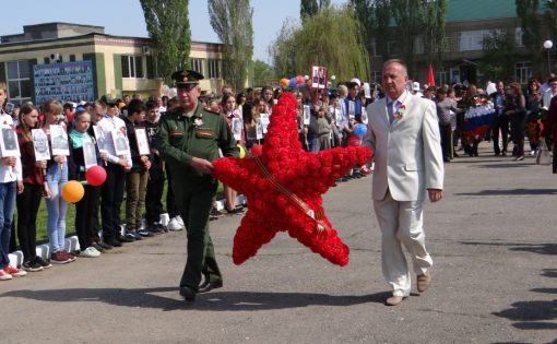 …И вместе с нами шел Бессмертный полк