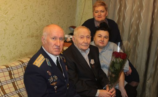 Юбилейную награду «75 лет Победы в Великой Отечественной войне» от имени Президента РФ вручили земляку, участнику ВОВ