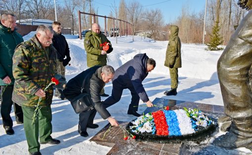 В Парке Победы прошли торжественно-памятные мероприятия, посвящённые 18-годовщине подвига бойцов 6-й роты 104-го парашютно-десантного полка 76-й Псковской дивизии ВДВ