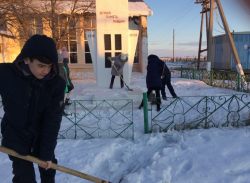 Патриотическая акция "Обелиск" прошла в Озинках