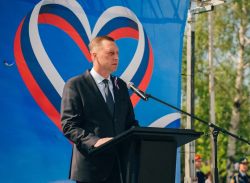 Молодёжь региона приняла участие в мероприятиях, приуроченных празднованию Дня России